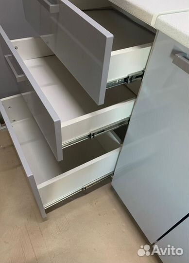 Кухонный гарнитур 180см комплект