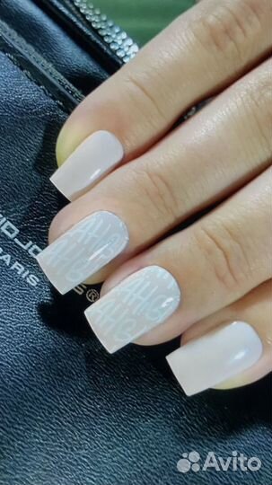 Маникюр, наращивание, моделирование ногтей