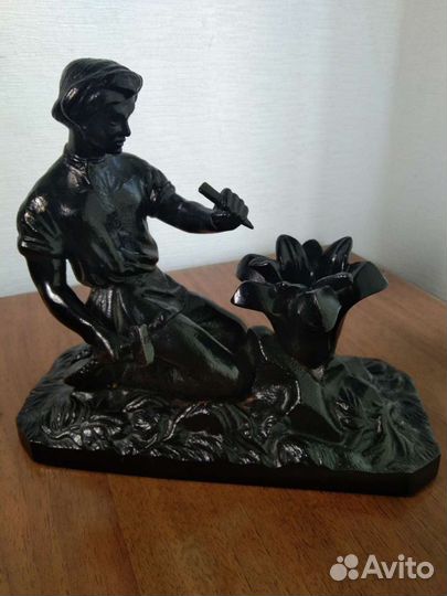 Статуэтка Данила Каменный цветок Касли