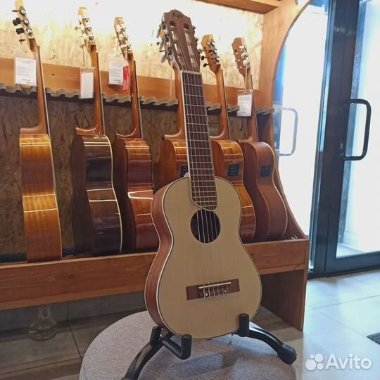 Гиталеле Flight GUT 350 SP/SAP Natural с чехлом