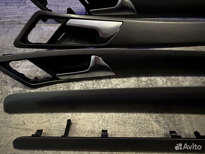 Гольф 7, панели салона