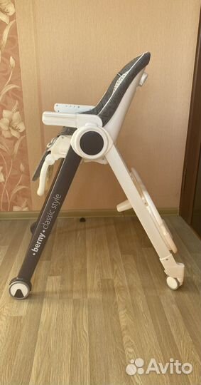 Стульчик для кормления happy baby berny Basic New