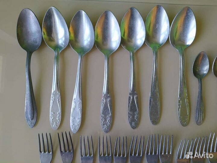 Алюминиевые ложки и вилки
