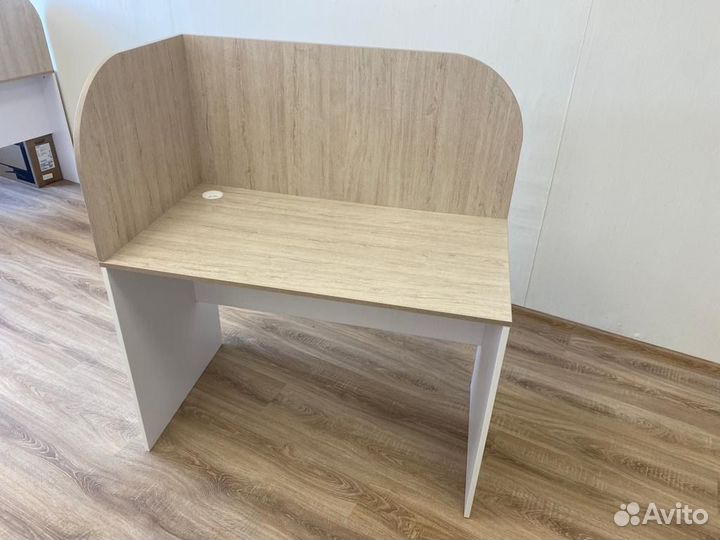 Стол письменный