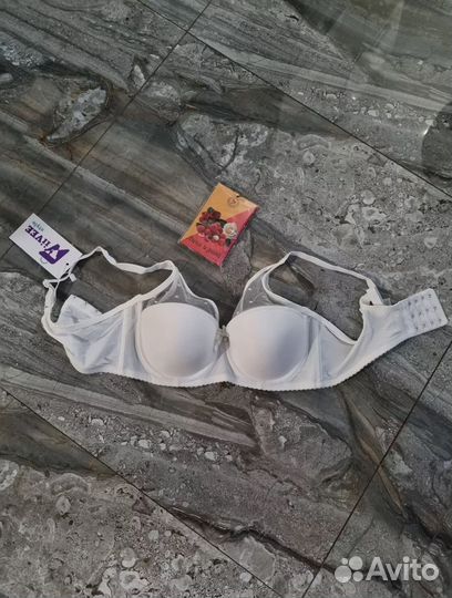 Бюстгальтер