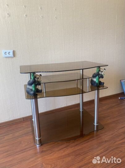 Стеклянная тумба, столик