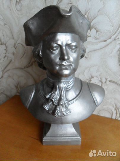 Бюсты СССР. Металлические статуэтки