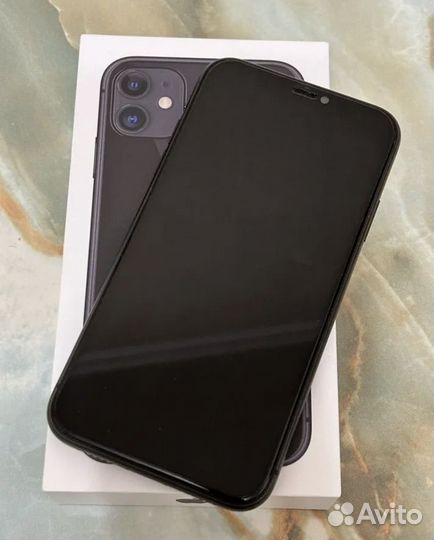 iPhone 11, 64 ГБ