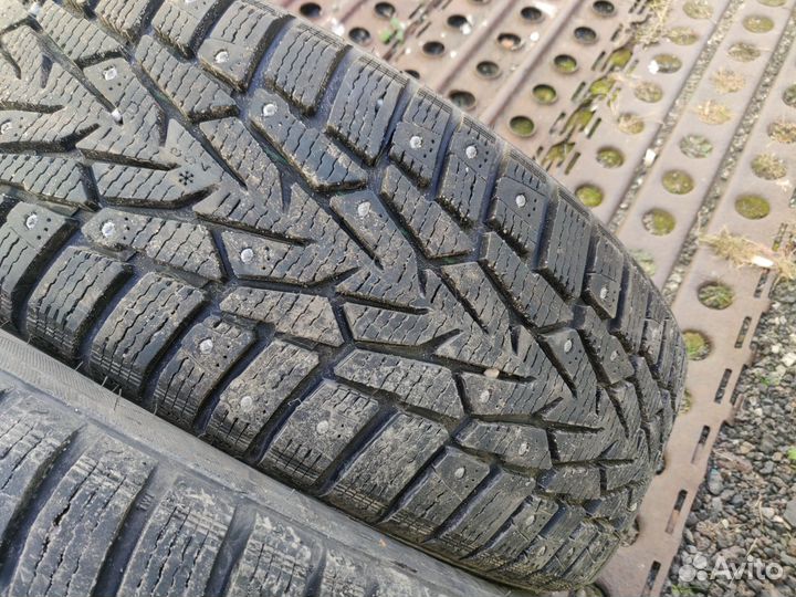 Nokian Tyres Nordman 7 SUV 215/65 R16