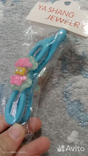 Резинки и заколки для волос