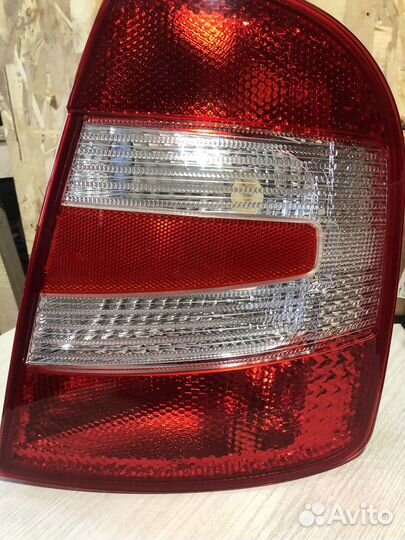 Фонарь задний прав skoda fabia 99-05, 5D