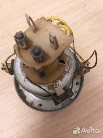 Турбина для пылесосов при замене специалистом в лю