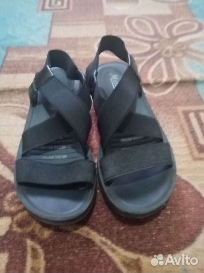 Сандалии для девочки 33 размер