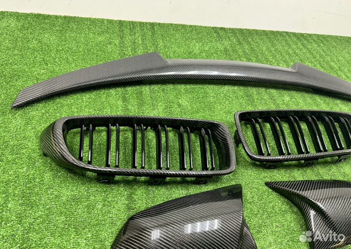 Спойлер ноздри зеркала Карбон М4 BMW F32 F33 F36 G