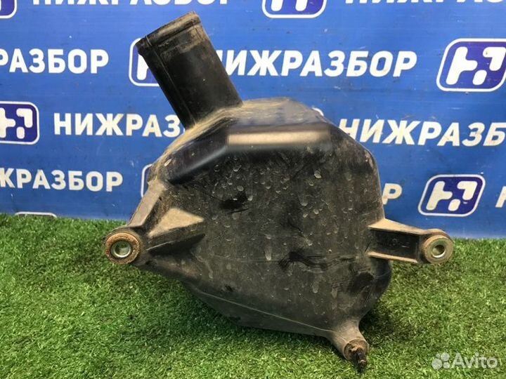 Резонатор воздушного фильтра Nissan X-Trail T30