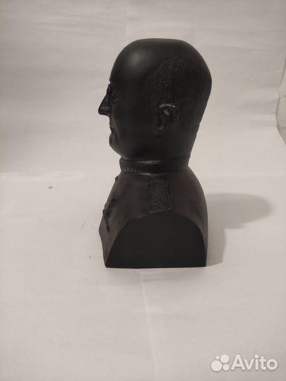 Бюст Берия Л. П