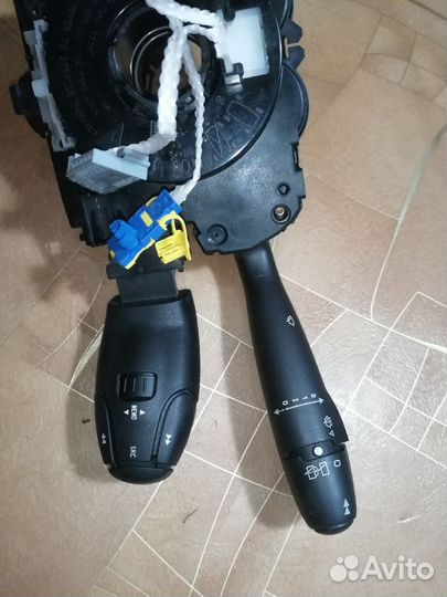 Подрулевые переключатели в сборе пежо 308