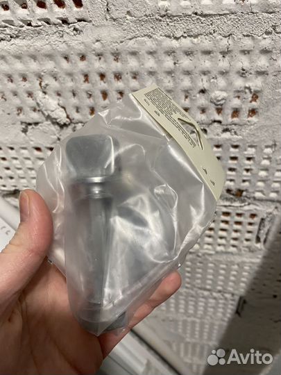 Защелка на межкомнатную дверь