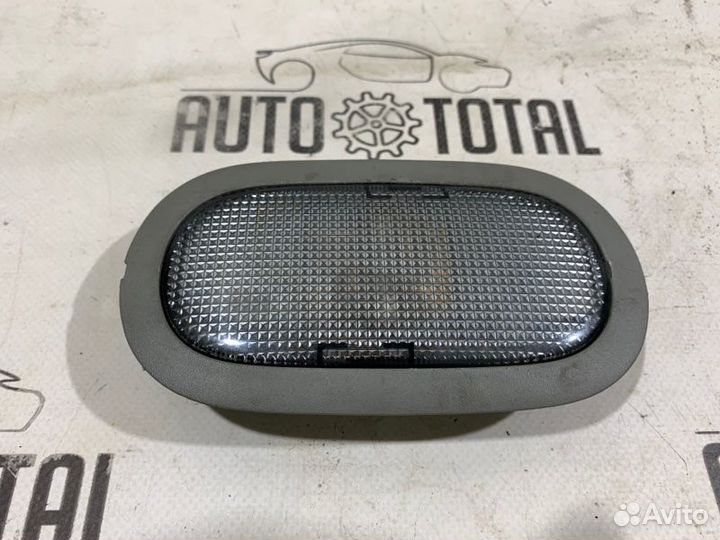 Плафон потолочный Renault Symbol K7JA700 2005