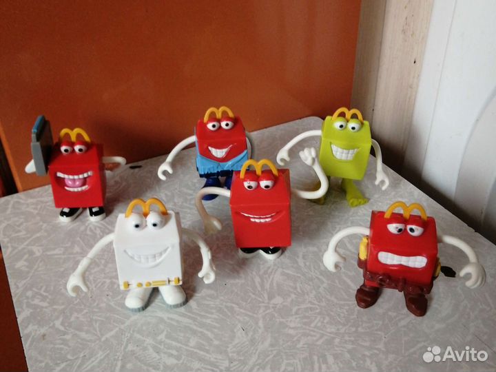 Игрушки macdonalds