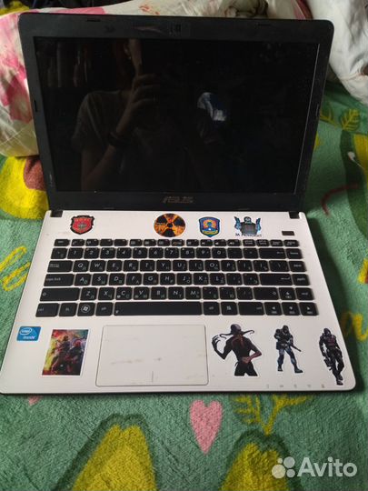 Ноутбук asus