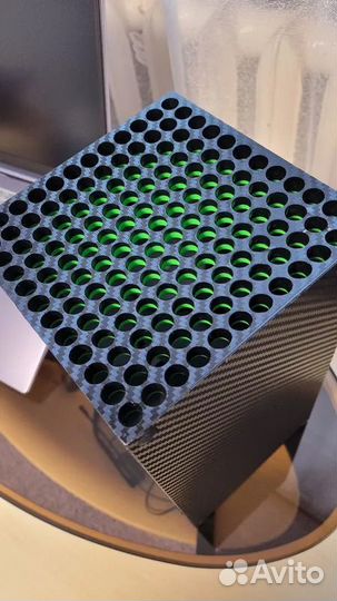 Защитная наклейка на Microsoft Xbox series X