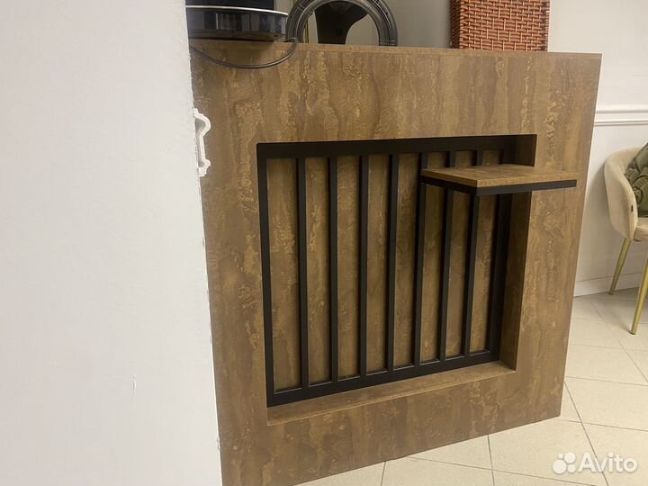 Стойка ресепшн