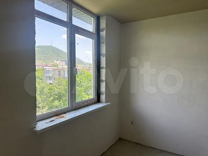 2-к. квартира, 66 м², 5/5 эт.