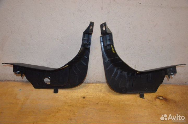 Обшивки стоек передние Land Rover Range Rover