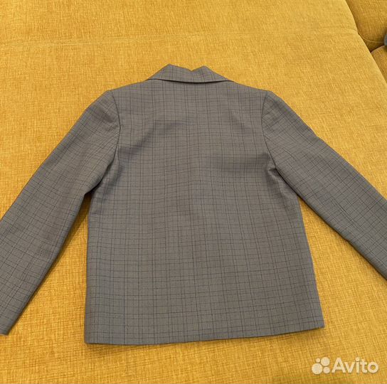Пиджак для мальчика 128