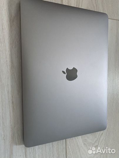 Macbook pro 13 2017 touch bar