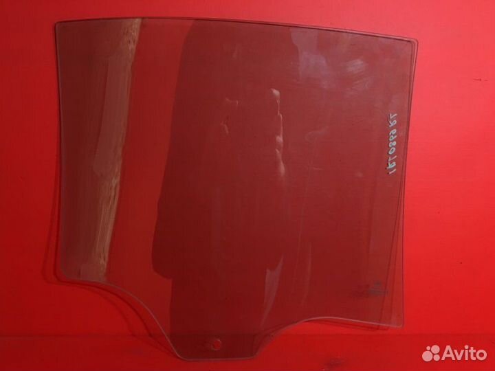 Стекло двери заднее левое Bmw 7 E65 N62B36A 2004