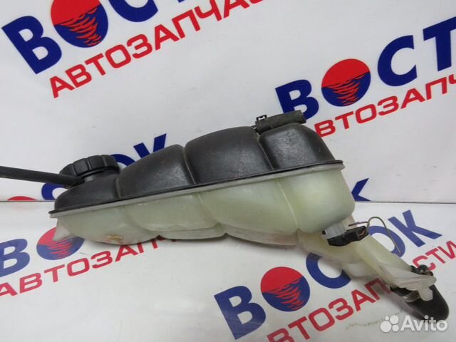 Бачок расширительный mercedes E200 Diesel 210