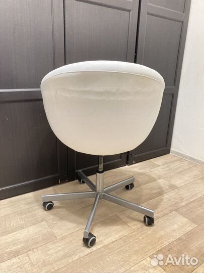Офисное кресло IKEA skruvsta