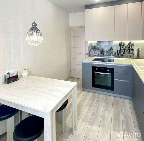 Кухонный гарнитур новый