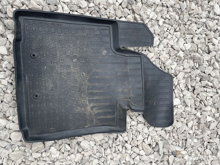 Автомобильные коврики KIA sorento