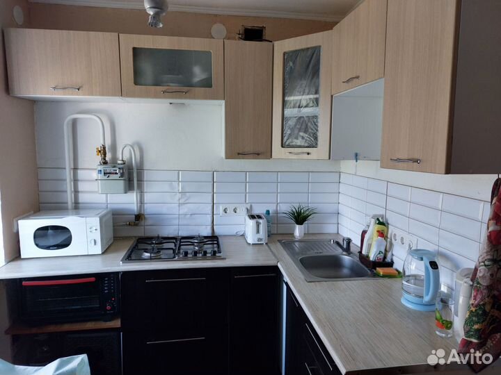 Кухонный гарнитур угловой бу для маленькой кухни