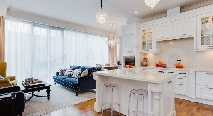 5-к. квартира, 216 м², 9/13 эт.