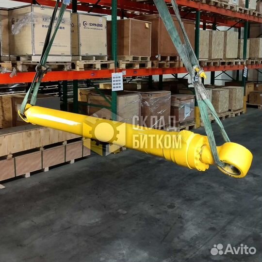 Гидроцилиндр стрелы Komatsu PC300-7E0