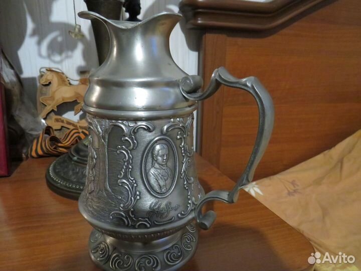 Кувшин для вина