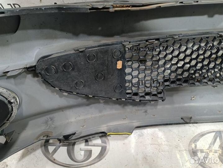 Бампер передний Peugeot 206