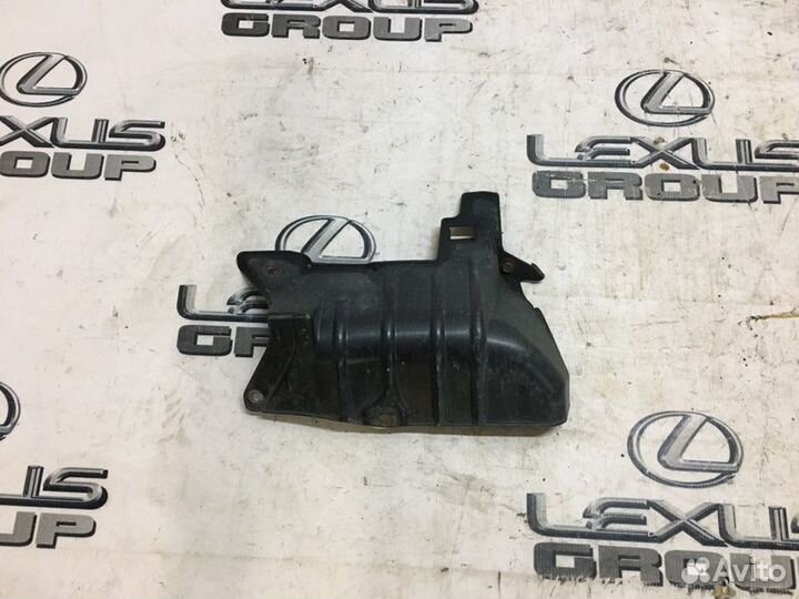 Защита топливного бака лев. Lexus RX300