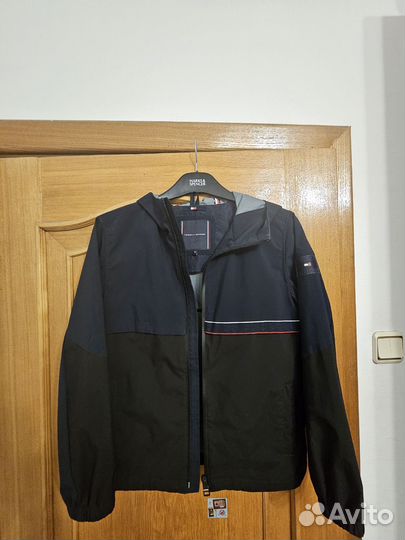 Tommy hilfiger Ветровка