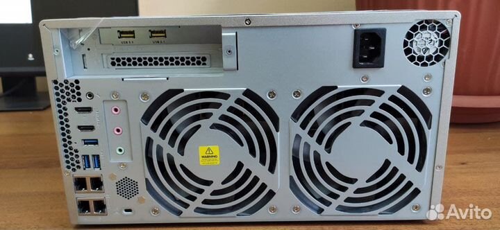 Сетевое хранилище NAS qnap TVS-873