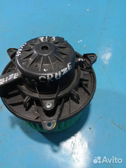 Моторчик отопителя (печки) Chevrolet Cruze (2009