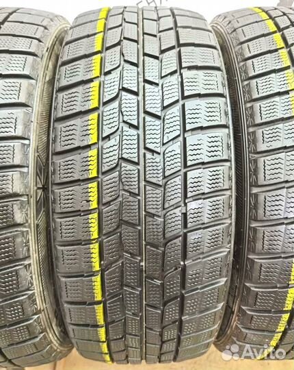 Goodyear Ice Navi Zea 215/45 R17 84N