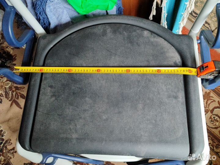 Санитарное кресло туалет