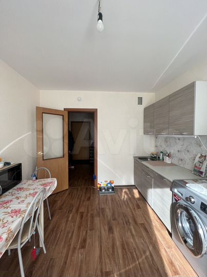 1-к. квартира, 38 м², 3/9 эт.