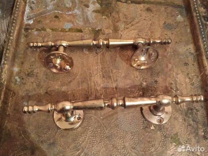 Вешалки латуные