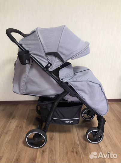Прогулочная коляска Indigo